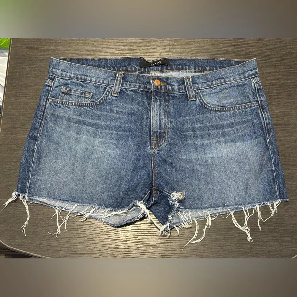 J Brand‎ Women’s Blue Denim Cutoff Shorts Size 31”
